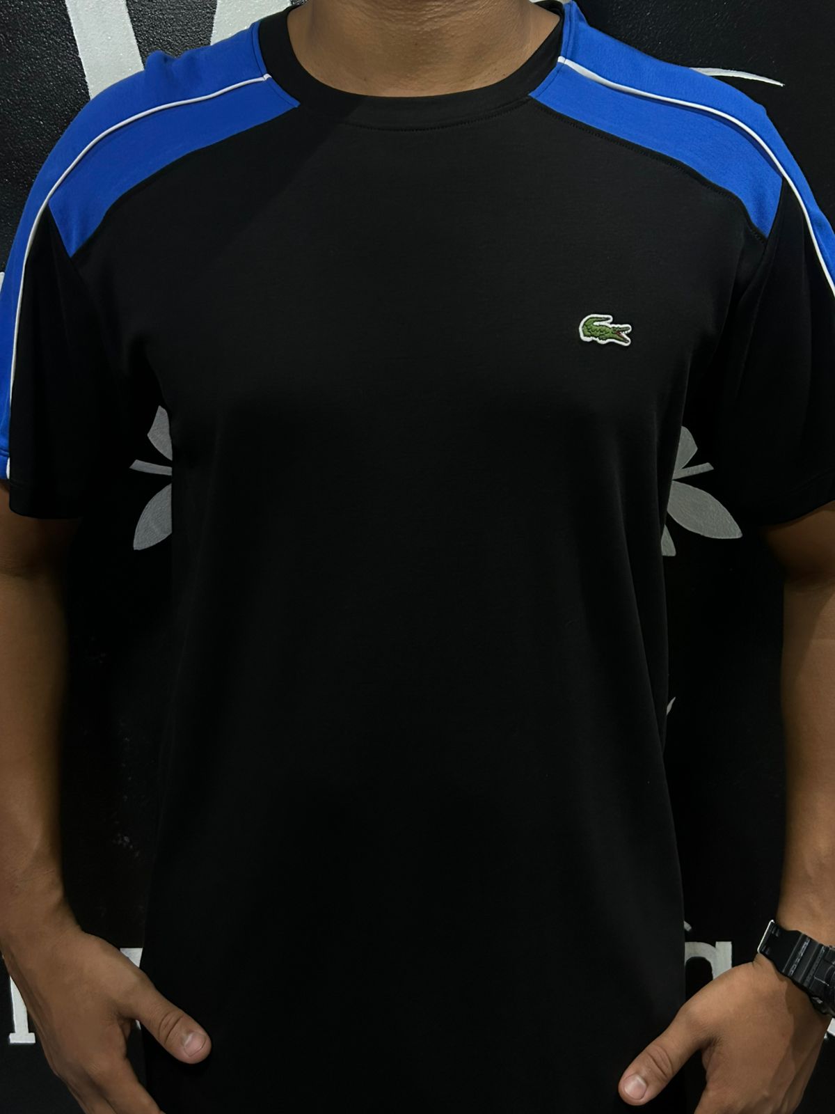 Camisa Lacoste Azul e Preta